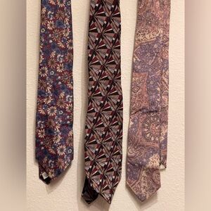Men's lot bundle 3 ties silk vintage retro prints